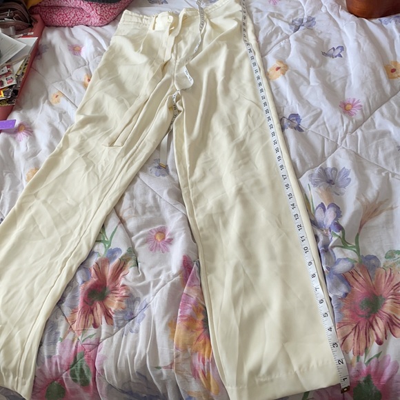 A new day thin long wide leg off white pants - Picture 10 of 10